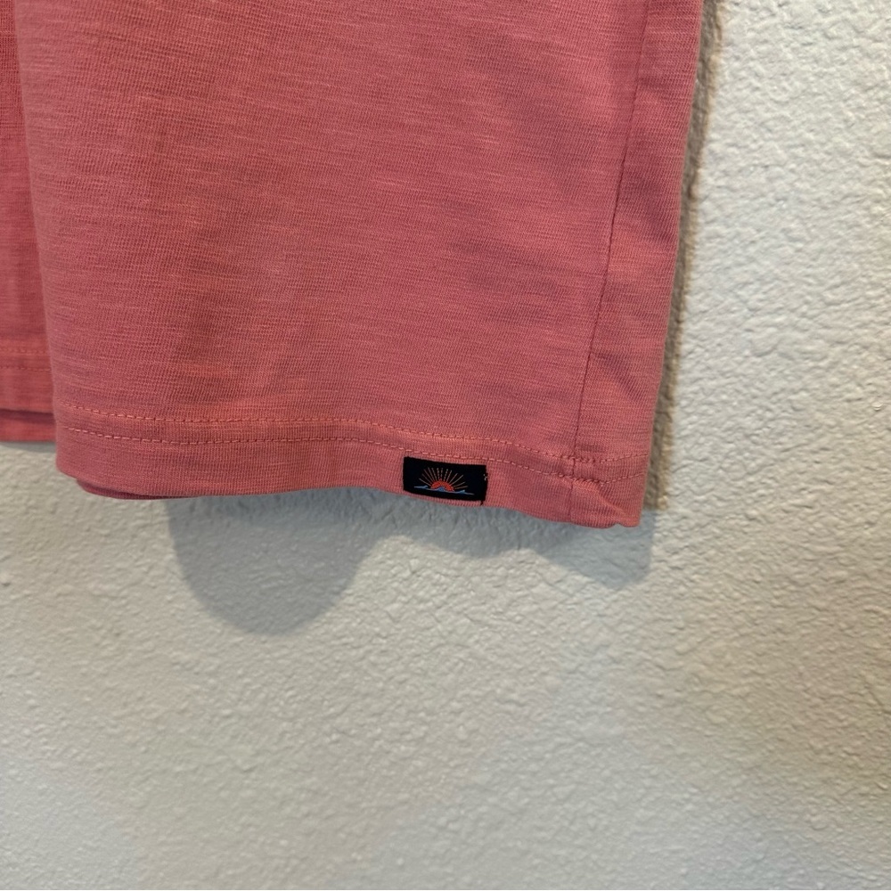 Faherty Sunwashed Regenerative Pocket Crewneck T-… - image 7